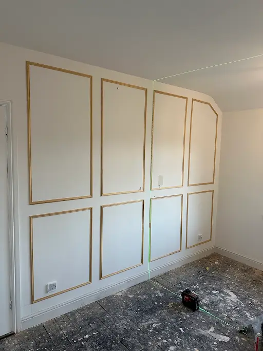 Classic rectangular wall panelling with oak trim